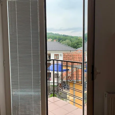 Smokvica - Na Promenadi Sa Parkingom Apartment