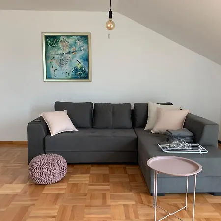 Smokvica - Na Promenadi Sa Parkingom Apartment *